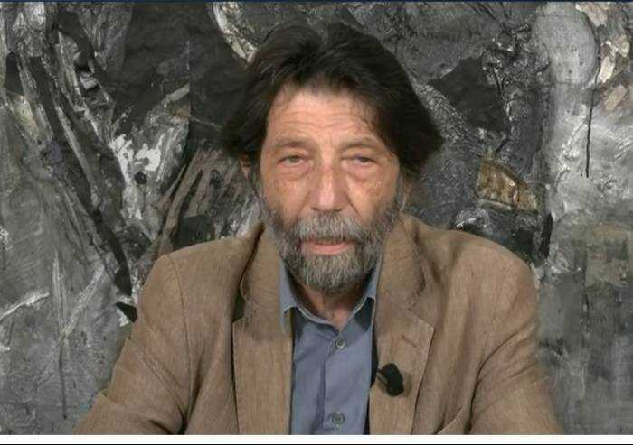 Obbligo vaccinale? Cacciari torna a gridare che il re è nudo