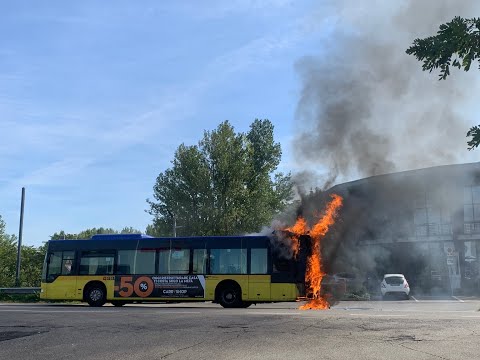 USB: 'Bus a fuoco, la procura indaghi, mezzi troppo vecchi'