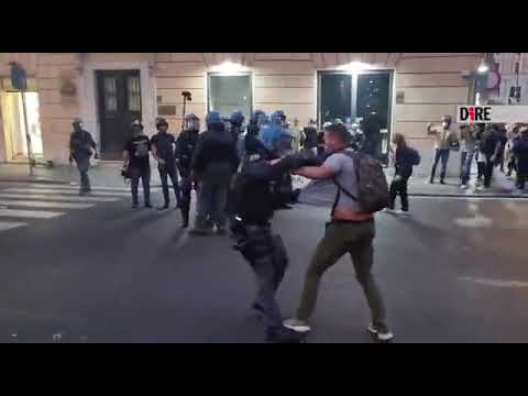 Ma a Roma piazza anti Green Pass degenera nella vergogna neo fascista