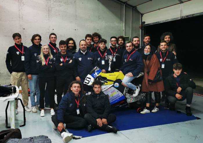 Moto Engineering Italia: trionfo Team Impulse Modena Racing Unimore