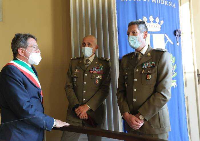 Cittadinanza onoraria e cambio comandanti all'Accademia Militare