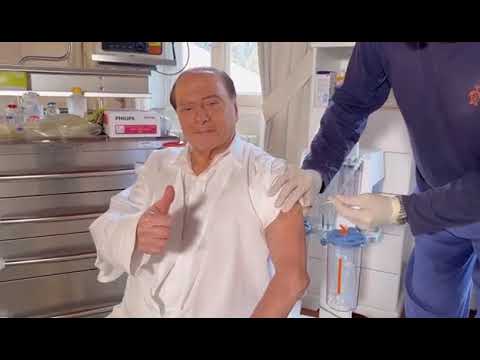 Vaccino, terza dose per Berlusconi