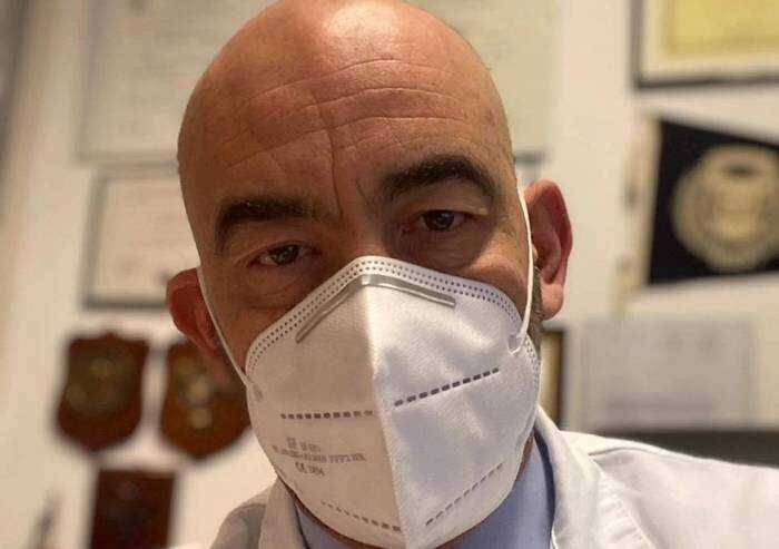 Vaccini, Bassetti: 'Faremo la quarta dose a 12 mesi dalla terza'