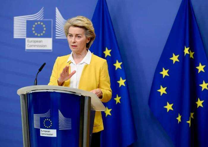Von der Leyen: 'E' tempo di discutere di obbligo vaccinale'