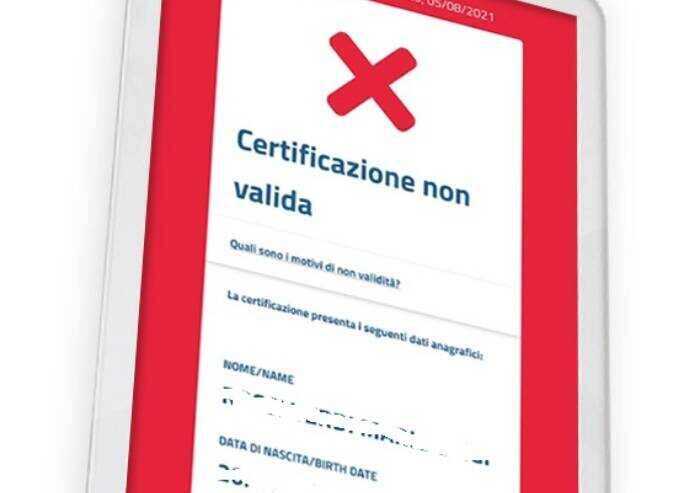 Positivi con Green Pass, allo studio la revoca temporanea