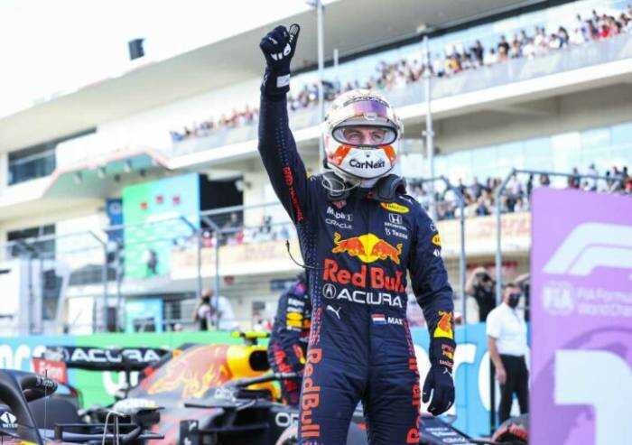 Verstappen conquista la pole nel Gp decisivo