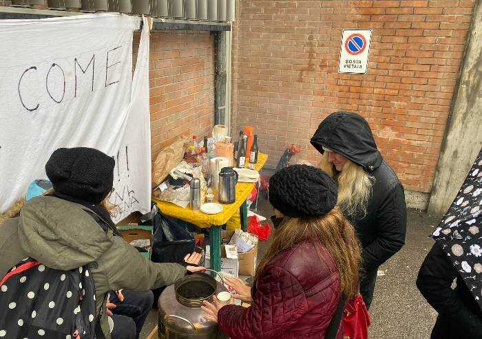 No Green pass a Modena, la protesta pacifica rinasce a Parco Ferrari