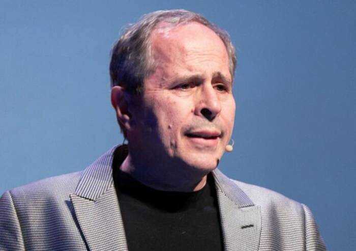 'Mix vaccini, ora 48 tipi di protezione, una follia impossibile da gestire'