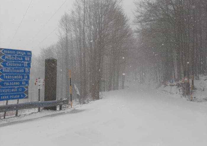 Frassinoro, caduti 15 centimetri di neve