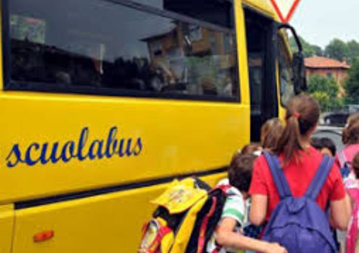 'No al Green Pass rafforzato per i 12enni sui bus: Seta si adegui'