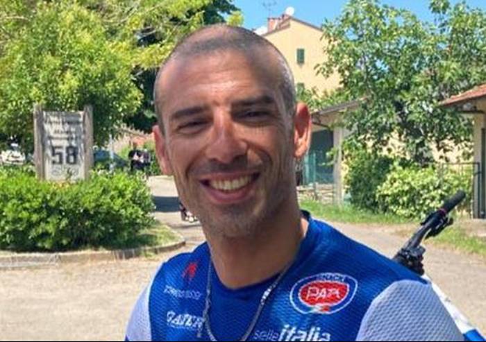 Covid, Melandri: 'Mi sono contagiato apposta per non vaccinarmi'. Poi si pente : 'Frase ironica'