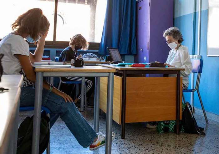 Modena, prof del Venturi non si vaccina e rinuncia al lavoro. Solidarietà degli studenti