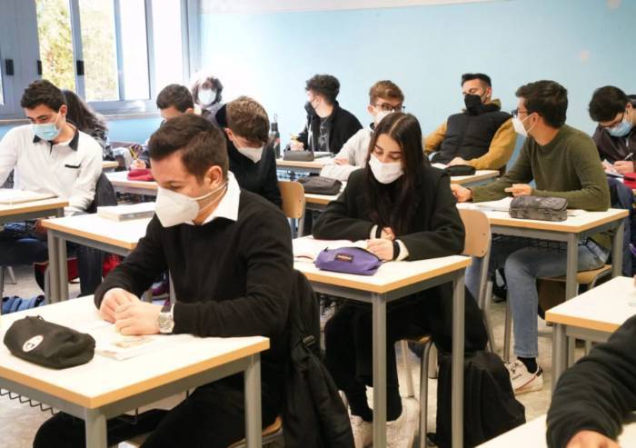 Modena, Covid a scuola: ancora 79 classi in quarantena