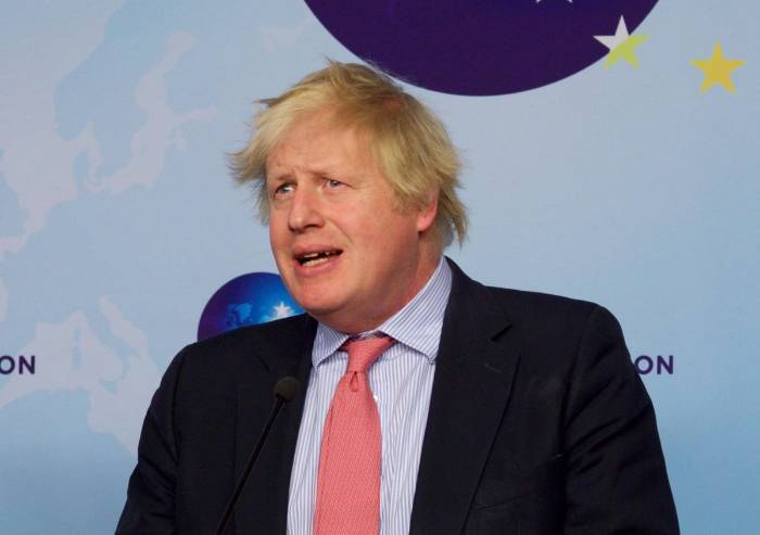 Ancora segnali di speranza: l'Inghilterra dice addio al Green pass