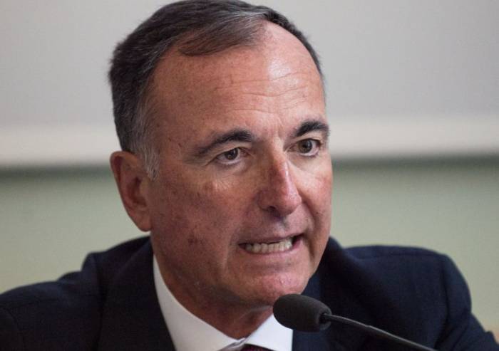 Rebus Quirinale: ipotesi Frattini a palazzo Chigi e Draghi al Colle