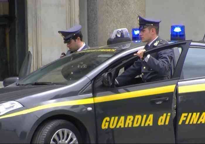 Sassuolo, Guardia di Finanza confisca oltre 9 milioni di euro