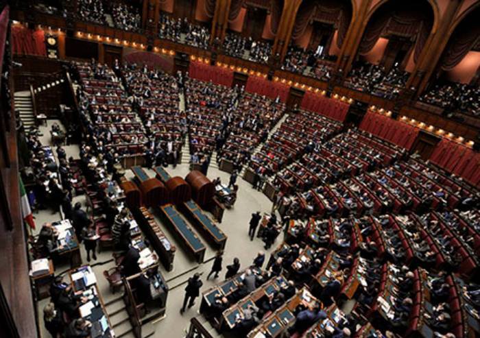 Quirinale, ancora fumata nera, domani quorum a 505