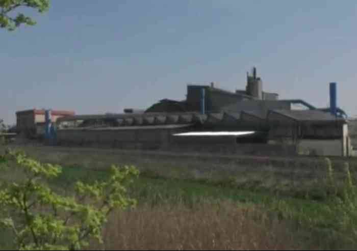 Fonderie via Zarlati, stop definitivo da oggi: Arpae rileva irregolarità su rifiuti