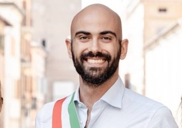Spilamberto, sindaco e giunta si aumentano stipendio del 30%