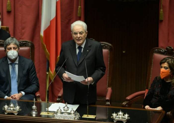 Discorso di Mattarella: 'Giorni travagliati, ma non potevo sottrarmi'