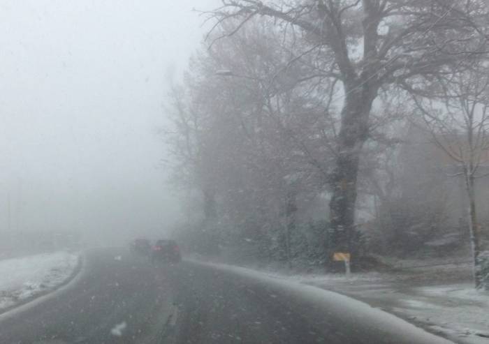 Neve, 15 centimetri in Appennino a Modena