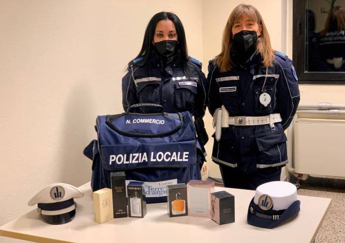 Carpi: vendeva profumi falsi in piazza, denunciato