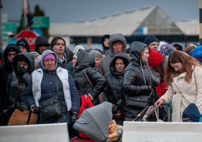 Emergenza profughi, informazioni utili in lingua: Прийом та допомога біженцям: вся інформація