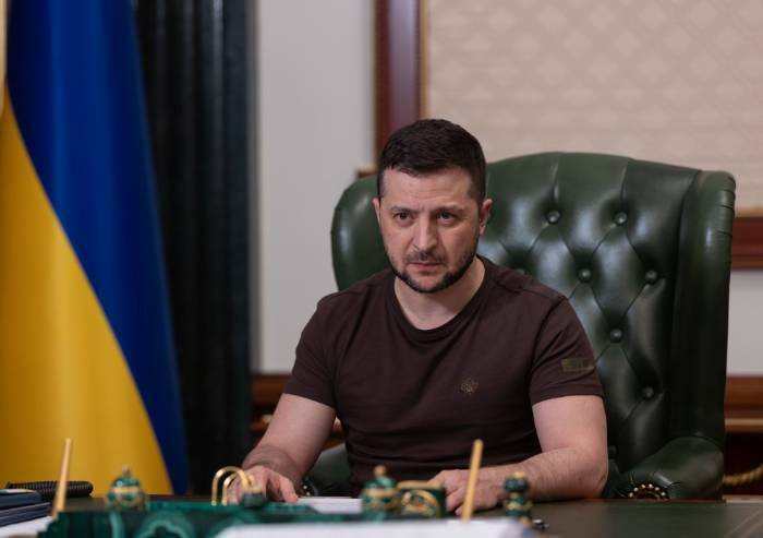 Zelensky detta l'agenda all'Italia: 'Rinunciate alle merci e alle vostre aziende in Russia'