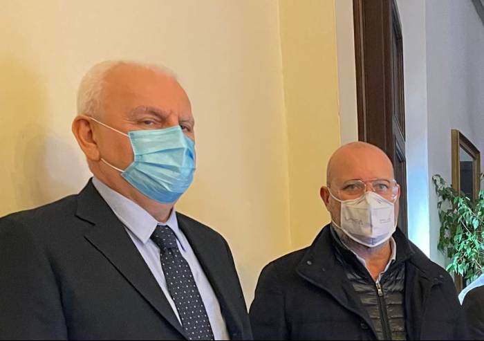 Cacciati dal lavoro perchè senza Green Pass: Regione Emilia Romagna non sa nemmeno quanti sono