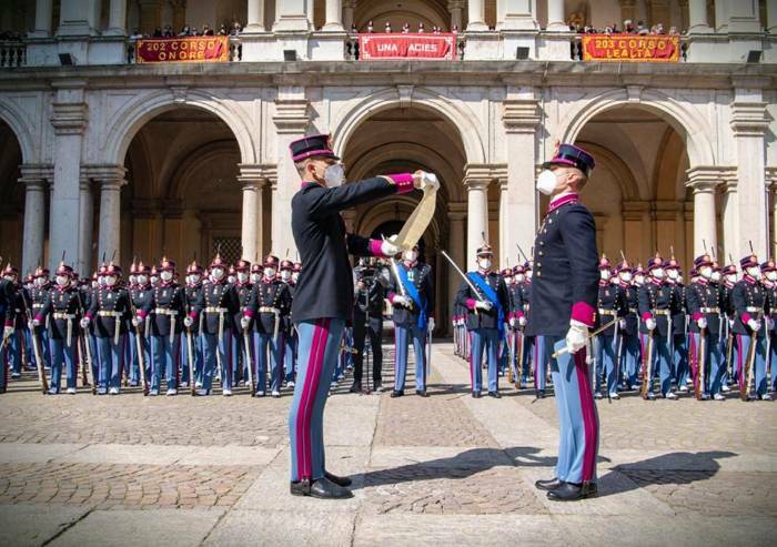 203° Corso Lealtà: gli allievi ufficiali dell'Accademia giurano