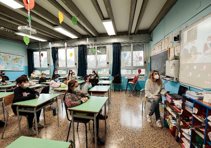 Cittadinanza a bimbi stranieri, a Modena si è ripetuta la cerimonia