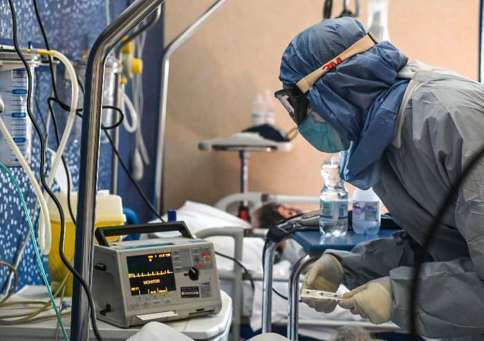 Covid in Emilia Romagna, 5239 contagi: positivo un tampone su 5