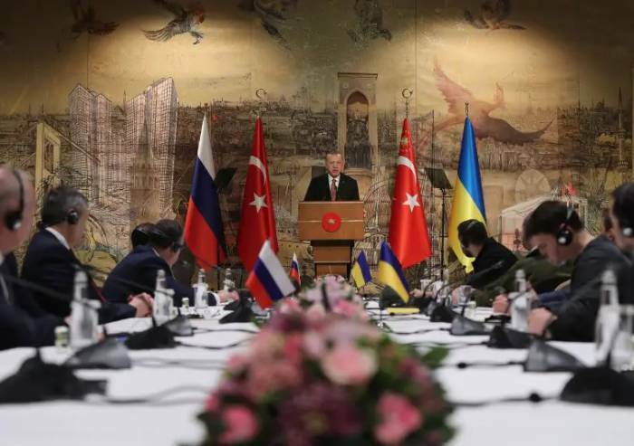 Ma davvero armare l'Ucraina è l'unico modo per ottenere la Pace?