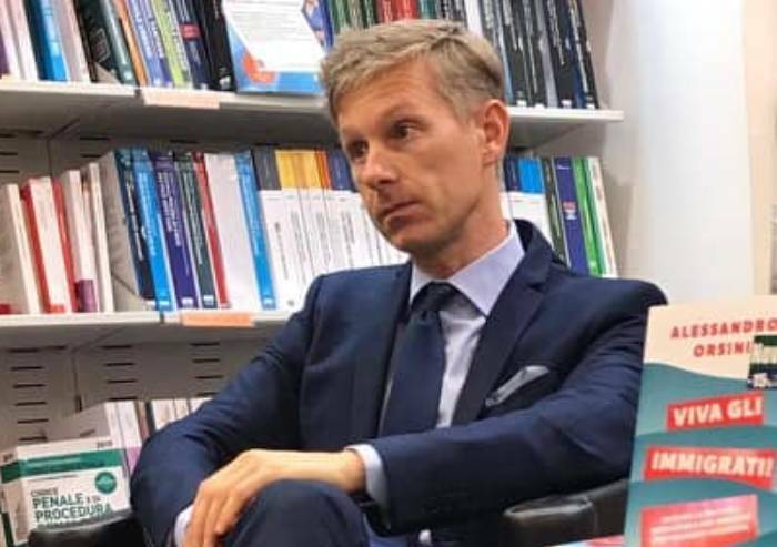 Orsini: 'Zelensky si dia una calmata, politicamente è un incapace'