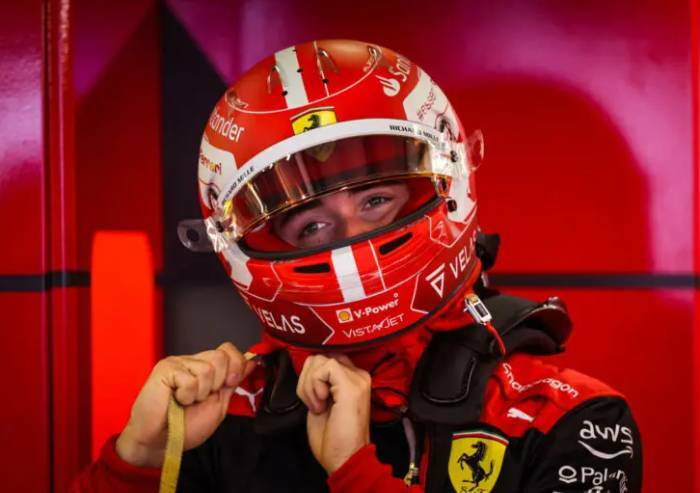 Formula 1, la Ferrari di Leclerc conquista la pole in Australia