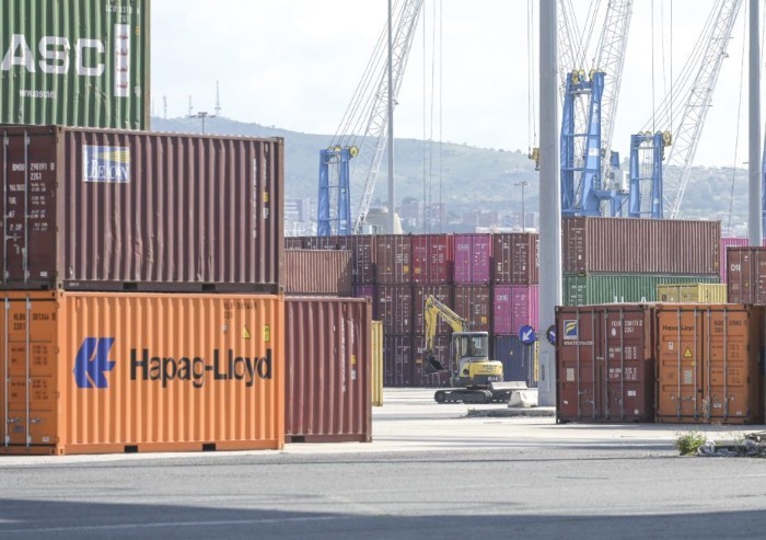 L’Italia vieta l’accesso ai porti italiani alle navi russe