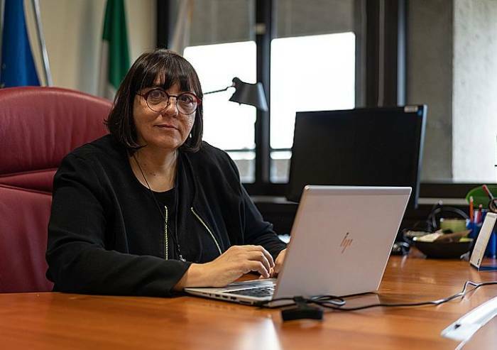 'Covid, regione Emilia Romagna ignora dati sugli abbandoni scolastici'