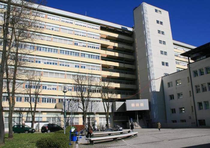 'Modena-Sassuolo: alla fermata Policlinico degrado inaccettabile'