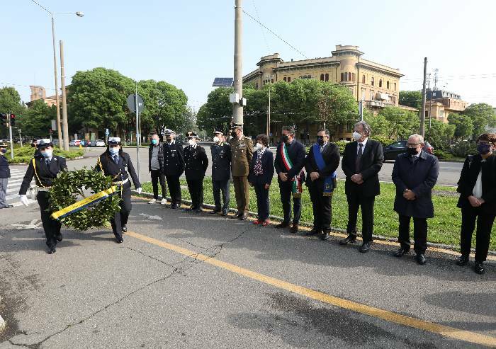 Vittime del terrorismo, a Modena il ricordo di Moro e Biagi
