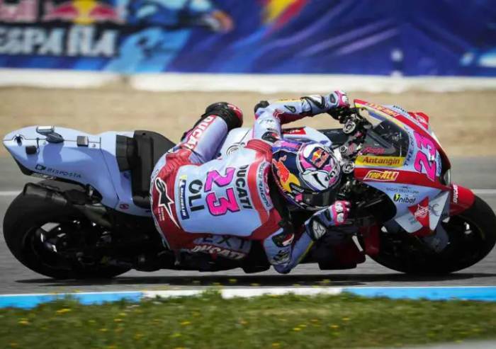 MotoGp, Bastianini trionfa a Le Mans