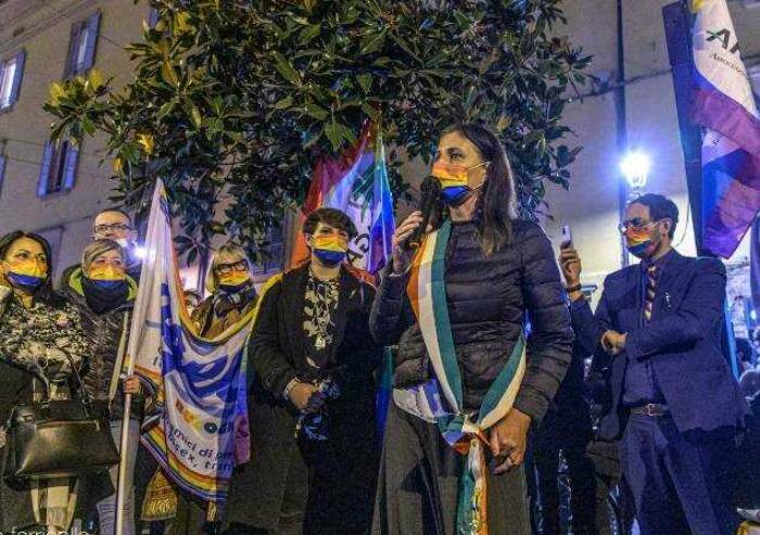 'Giornata contro omofobia e transfobia: così si vuole imporre il genere fluido'