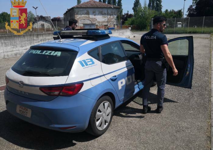 Carpi: violato il divieto di dimora, spacciava al parco