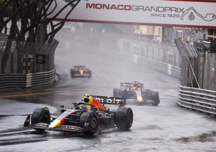 GP di Monaco, Perez trionfa: Sainz e Verstappen sul podio