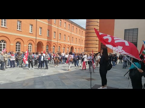 Fermate quel Decreto: sindacati e insegnanti in piazza per un appello a governo e parlamento