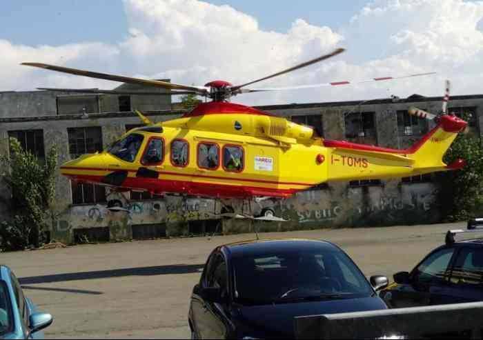 Serramazzoni: si ribalta col trattore, muore 42enne