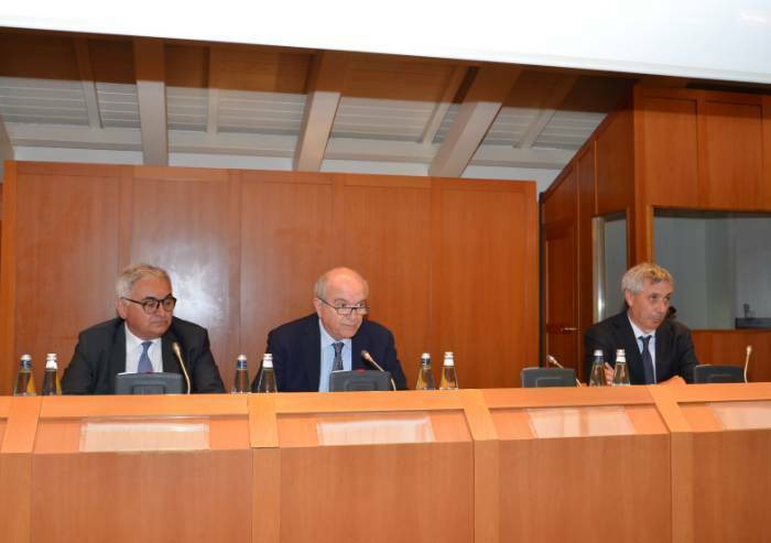 La ceramica vola ancora, ma i 900 milioni di euro in più di gas frenano anche i 'grandi'