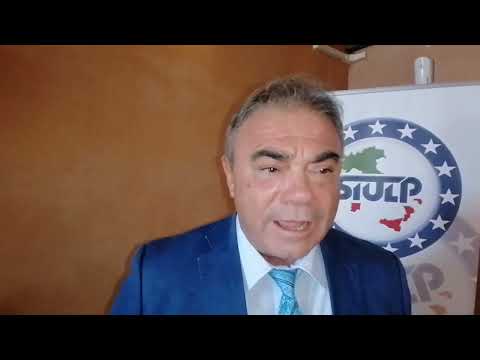 'Pratiche sull'immigrazione? Le svolgano i comuni, lasciate che la Polizia combatta il crimine'