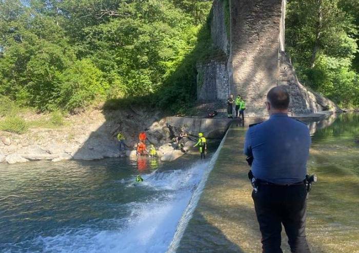 Tragedia a Pavullo: 22enne di Formigine muore nelle acque del torrente Scoltenna