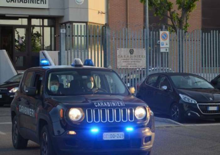 Finale, aggredirono un 15enne per derubarlo del portafoglio: arrestati