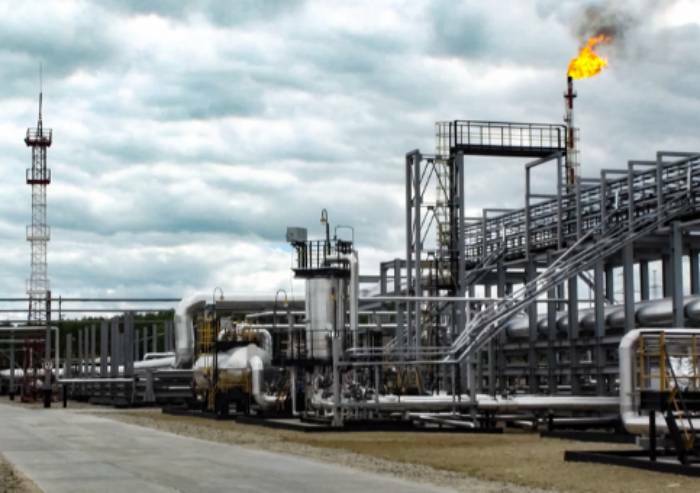 Petrolio russo: tetto al prezzo porterà a impennata costi